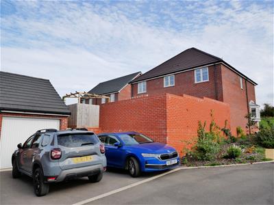 DETACHED SINGLE GARAGE